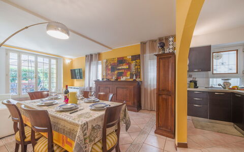 Appartamento Brezza Marina: Interior Design, Furniture, Flooring, Wood, Ceiling, Floor, Dining Room, Kitchen & Dining Room Table, Lighting, Chair