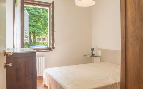 Casa Carla: Interior Design, Wall, Bedroom, Wood, Flooring, Bed, Floor, Ceiling, Room, Bed Sheet