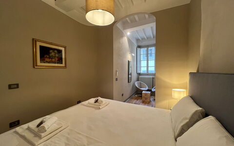 Via Roma 39: Wall, Bedroom, Floor, Ceiling, Bed, Interior Design, Bed Sheet, Bedding, Room, Bed Frame