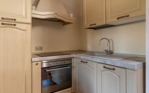 Tenuta i Mandorli, Pool, Wifi, Peccioli: Wood, Kitchen, Countertop, Cabinetry, Interior Design, Flooring, Home, Kitchen Appliance, Major Appliance, Floor