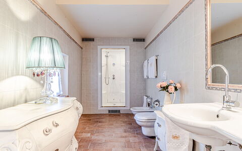 Villa Anna: Interior Design, Plumbing Fixture, Bathroom, Flooring, Tap, Floor, Sink, Plumbing, Furniture, Bathroom Sink