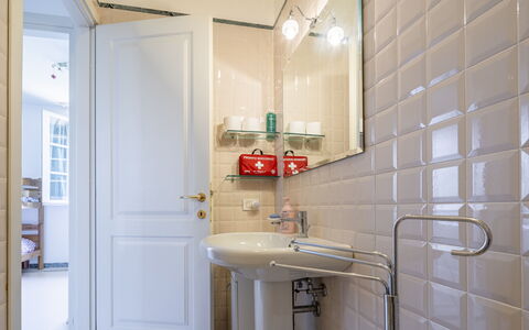 Attico Marino: Wall, Interior Design, Bathroom, Plumbing Fixture, Flooring, Floor, Plumbing, Bathroom Sink, Tap, Tile