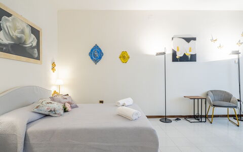 Casa Gioia In Lucca: Furniture, Interior Design, Bed, Wall, Bedroom, Floor, Flooring, Bed Sheet, Wood, Bedding