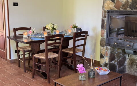 Dependance Egle: Furniture, Flooring, Table, Interior Design, Wood, Chair, Kitchen & Dining Room Table, Floor, Dining Room, Room