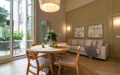 Accommodation:&nbsp;Deservi Elegant Apt. Vasari