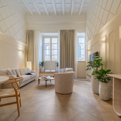 Deservi Elegant Apt. Michelangelo