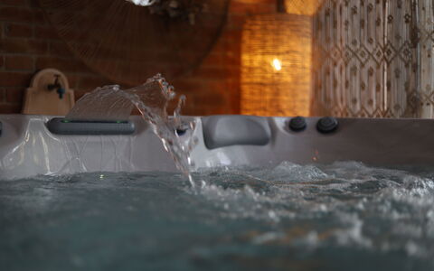 The Tuscan Retreat Spa: Bathtub, Plumbing Fixture, Jacuzzi, Bathroom, Plumbing, Tap