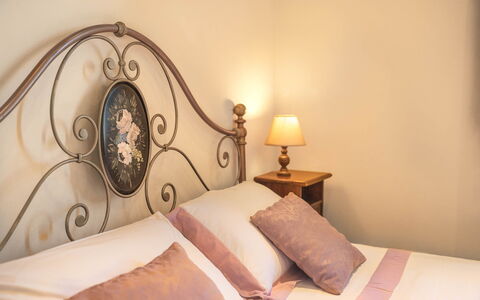 Villa Costa al Bagno: Bed, Bedroom, Bedding, Furniture, Bed Sheet, Wood, Linens, Interior Design, Bed Frame, Floor