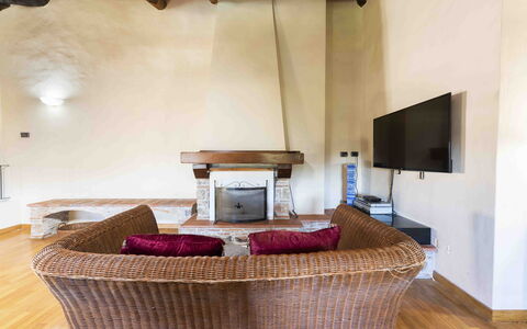 Villa Tambellini De Fondra: Furniture, Wood, Flooring, Interior Design, Floor, Room, Ceiling, Living Room, Couch