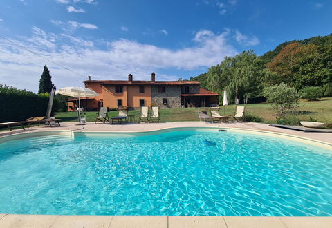 Villa Vindelbono: Blue, Swimming Pool, Resort, Outdoor Furniture, Leisure, Eco Hotel, Estate, Hacienda, Thermae, Water Feature