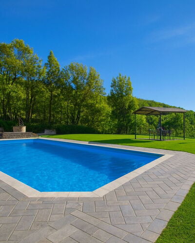 L'Oasi del Poggio: Blue, Residential Area, Suburb, Estate, Landscaping, Hedge