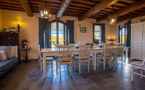 Villa Peccioli: Furniture, Interior Design, Flooring, Chair, Table, Floor, Dining Room, Wood, Kitchen & Dining Room Table, Ceiling