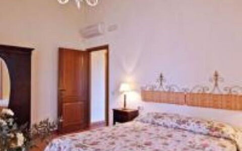 Tenuta Borgo al Sole: Furniture, Interior Design, Table, Floor, Flooring, Ceiling, Room, Linens, Bedroom, Bed