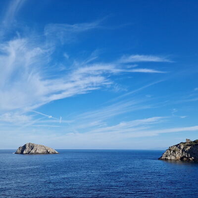 Stella Marina Apartment with Pool, Porto Santo Ste: Sky, Blue, Water, Horizon, Rock, Coastal And Oceanic Landforms, Sea, Coast, Promontory