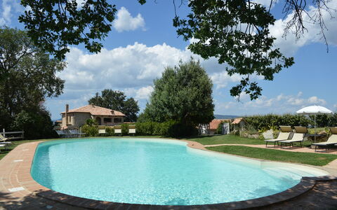 Agriturismo Bellavista, Private Pool, Val D'Orcia: Swimming Pool, Outdoor Furniture, Estate, Resort, Hacienda, Eco Hotel, Garden, Farmhouse, Shade, Villa