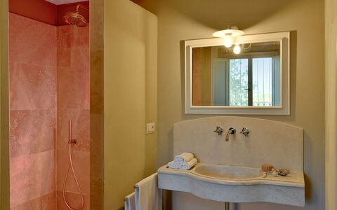 Villa Il Noccioleto: Bathroom, Bathroom Sink, Plumbing Fixture, Wall, Interior Design, Flooring, Sink, Floor, Tap, Mirror