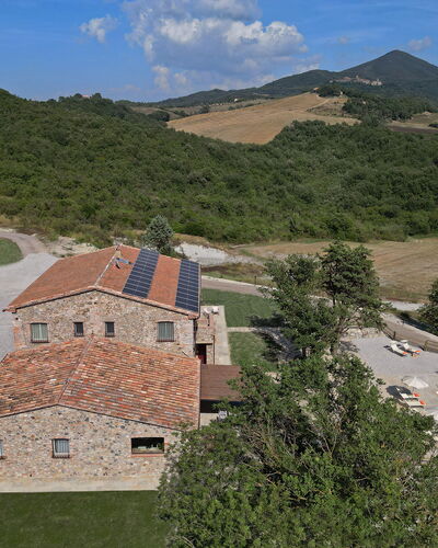 Villa Il Noccioleto: House, Estate, Home, Cottage, Roof, Farmhouse, Swimming Pool, Villa, Village, Hacienda