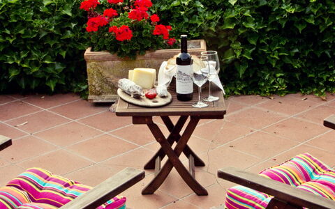 Selvamica: Furniture, Outdoor Furniture, Table, Chair, Outdoor Table, Flowerpot, Garden, Shade, Wicker, Patio