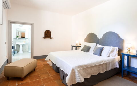 Fattoria: Furniture, Bed, Interior Design, Bedroom, Wall, Bedding, Bed Sheet, Flooring, Floor, Wood