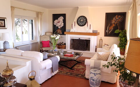 Villa El Olivar: Furniture, Interior Design, Living Room, Couch, Flooring, Room, Picture Frame, Lighting, Table, Floor