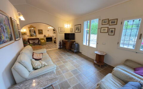 Villa Montepulciano Vineyard: Furniture, Interior Design, Flooring, Couch, Floor, Wood, Ceiling, Living Room, Room, Lighting