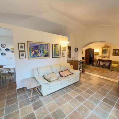 Villa Montepulciano Vineyard: Furniture, Flooring, Interior Design, Floor, Couch, Ceiling, Wood, Living Room, Room, Lighting
