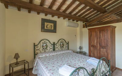 Agello: Furniture, Bed, Bed Frame, Bedroom, Picture Frame, Bedding, Houseplant, Chair, Lamp, Villa