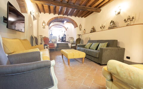 Villa Grevigiana: Furniture, Interior Design, Wall, Flooring, Couch, Wood, Floor, Room, Ceiling, Living Room