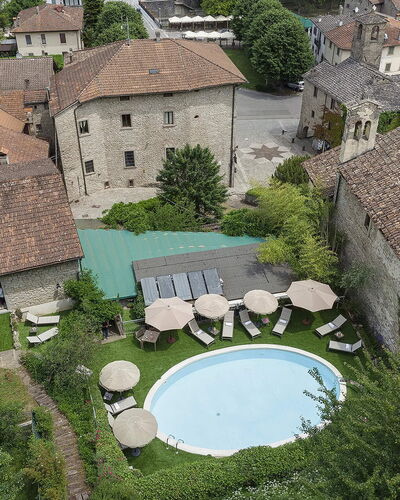 Villa Senio: House, Outdoor Furniture, Human Settlement, Umbrella, Courtyard, Estate, Hacienda, Yard, Swimming Pool, Landscaping