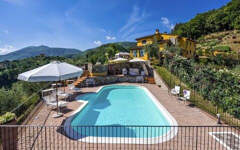 Villa delle Rose: Hill, Mountain Range, Hill Station, Valley, Swimming Pool, Village, Ridge, Resort Town, Eco Hotel, Mountain Village