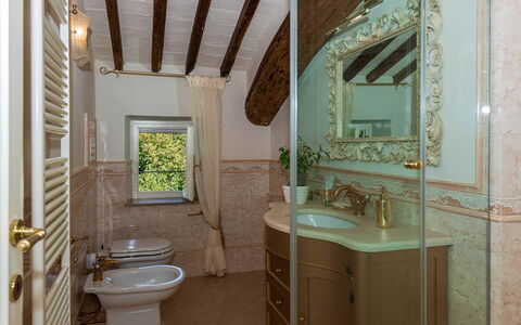 Villa Vorno: Wall, Plumbing Fixture, Bathroom Sink, Interior Design, Bathroom, Sink, Flooring, Tap, Plumbing, Floor