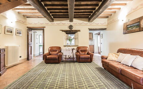 Villa Panorama: Furniture, Interior Design, Wall, Flooring, Couch, Floor, Wood, Ceiling, Room, Living Room