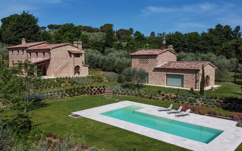 Villa Ripa: Shrub, Architecture, Home, Estate, Garden, Landscaping, Farmhouse, Backyard, Lawn, Villa