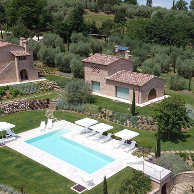 Villa Ripa: Estate, Shrub, Garden, Home, Swimming Pool, Landscaping, Farmhouse, Villa, Resort, Backyard
