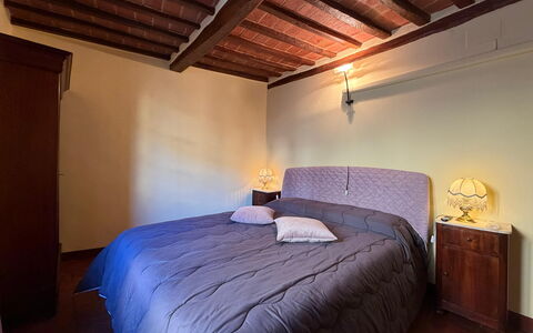 Terrazzino Margherita: Bed, Bedroom, Furniture, Wall, Bed Sheet, Interior Design, Bedding, Flooring, Floor, Wood