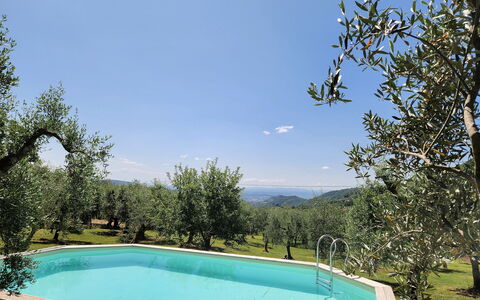 Il Casale di San Jacopo con Piscina Privata: Blue, Swimming Pool, Shade, Backyard, Landscaping, Garden, Eco Hotel, Estate, Resort, Yard