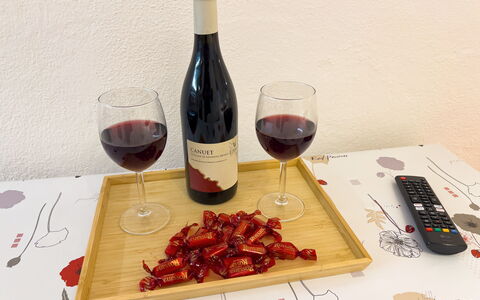 Studio Piccolo al Verticale - Levanto: Bottle, Food, Tableware, Red Wine, Wine, Stemware, Wine Bottle, Ingredient