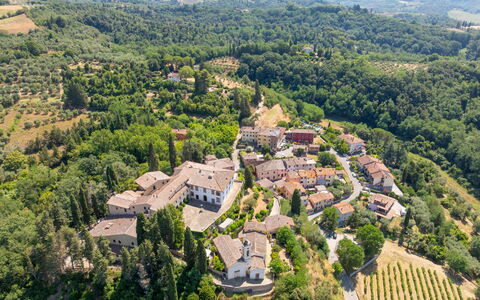 Palaia 629: Residential Area, Landscape, Bird'S-Eye View, Neighbourhood, House, Suburb, Rural Area, Urban Design, Human Settlement, Aerial Photography