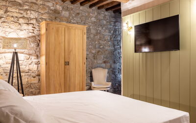 Accommodation:&nbsp;Alicante