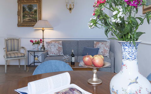 Maison D'Alice: Furniture, Interior Design, Flower, Picture Frame, Table, Lighting, Room, Flooring, Flowerpot, Living Room