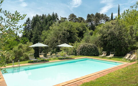 La Sorgente: Swimming Pool, Shrub, Resort, Garden, Eco Hotel, Landscaping, Shade, Estate, Hacienda, Lawn