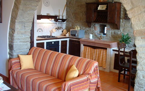 Casa Ivan: Room, Furniture, Living Room, Interior Design, Property, Building, Wall, House, Home, Table