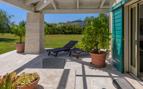 La Sorgente: Outdoor Furniture, Shade, Garden, Furniture, Outdoor Structure, Landscaping, Chair, Patio, Flowerpot, Estate