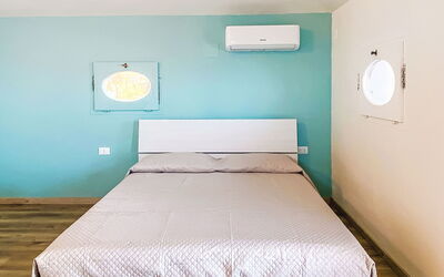Accommodation:&nbsp;Oblo sul Mare 570.1