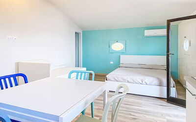 Accommodation:&nbsp;Oblo sul Mare 570.1