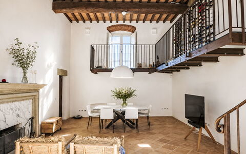 Rocca Loft: Building, Wall, Window, Residential Area, Neighbourhood, Facade, House, Town, Home, Balcony