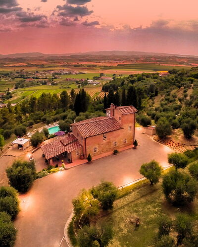 Villa Larino: Estate, Village, Farmhouse, Hacienda, Castle, Mansion, Villa, Historic House, Night