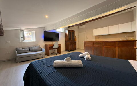Il Pittore: Furniture, Flooring, Floor, Interior Design, Ceiling, Bedroom, Apartment, Bed, Room, Lighting