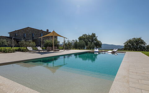 La Calcinaia Country House, Bucine: Swimming Pool, Landscaping, Flagstone