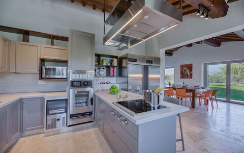 La Calcinaia Country House, Bucine: Kitchen, Kitchen Appliance, Countertop, Interior Design, Furniture, Major Appliance, Cabinetry, Flooring, Home Appliance, Ceiling